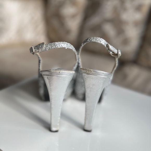 Shoes - Picture 3 of 5